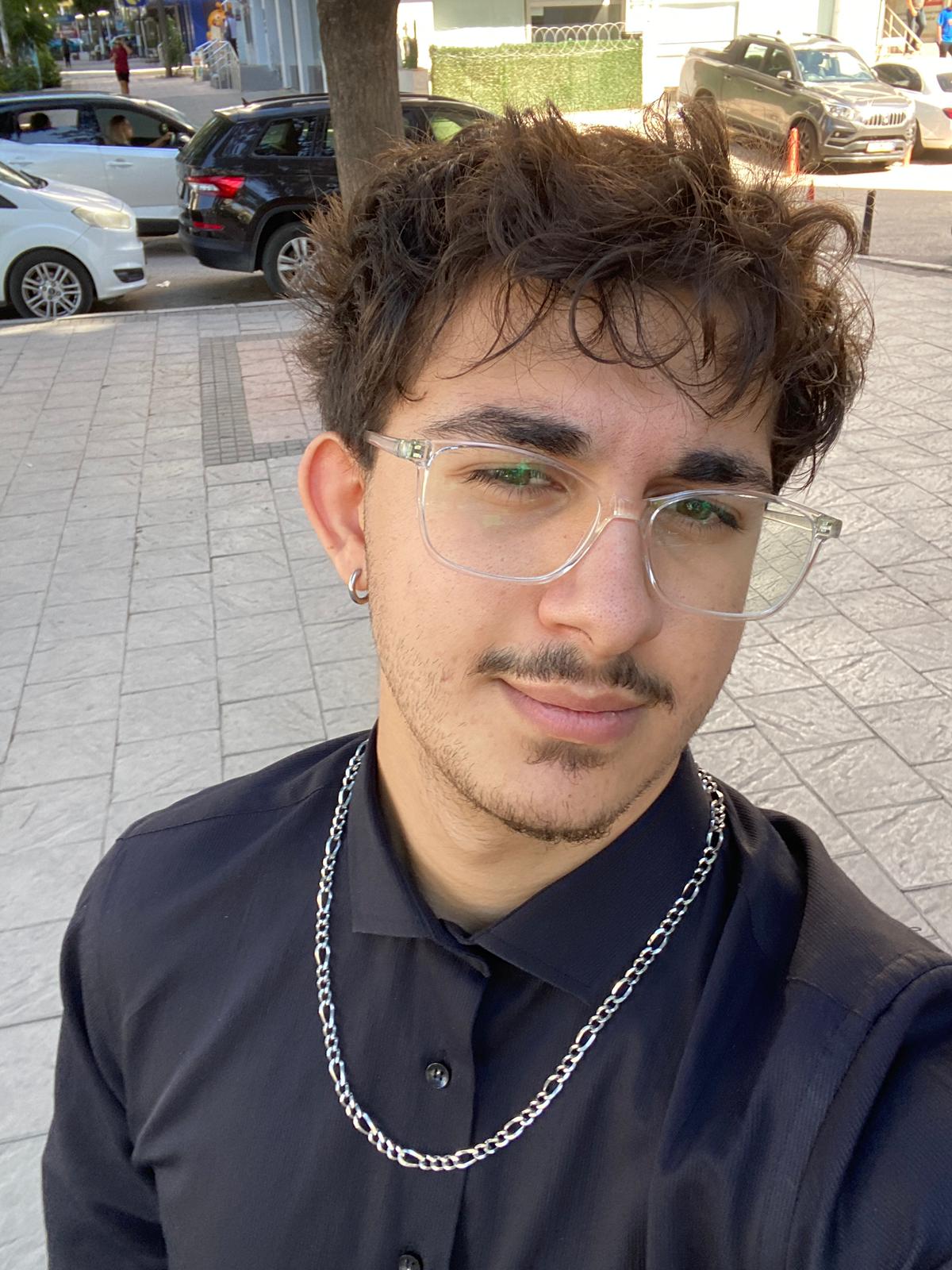 Zesu Profil